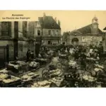 There were many small asparagus markets throughout the country, such as the one illustrated here in Auxonne, Burgundy.