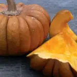 In autumn they mature in a fascinating metamorphosis, to a grey-bloomed dusty orange.